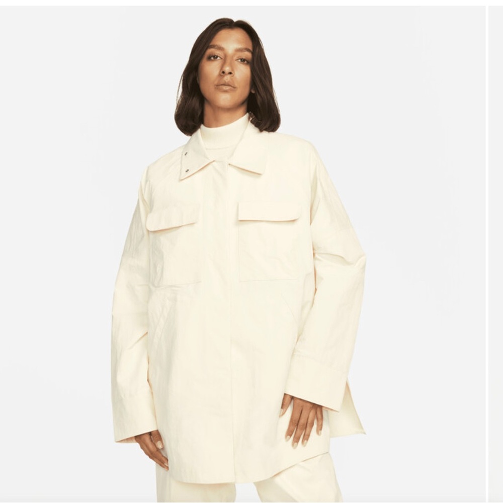Super Oversized Nike Women’s ESC Parka